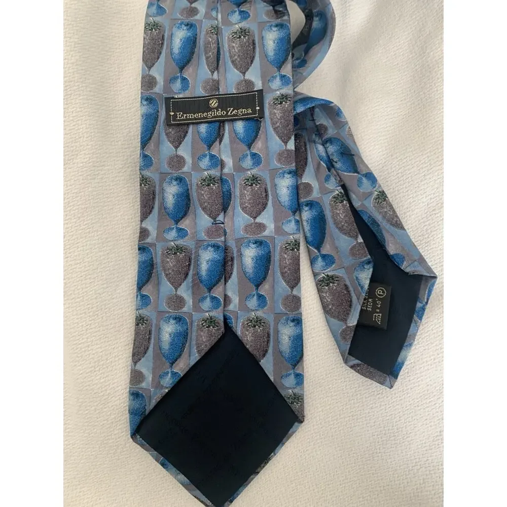 Rare Ermenegildo Zegna Men's Tie - Unique Goblet Design